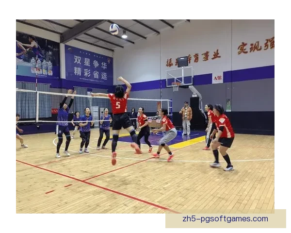 排球大赛激烈角逐,积分榜揭晓劲敌争锋 排球大赛激烈角逐,积分榜揭晓劲敌争锋