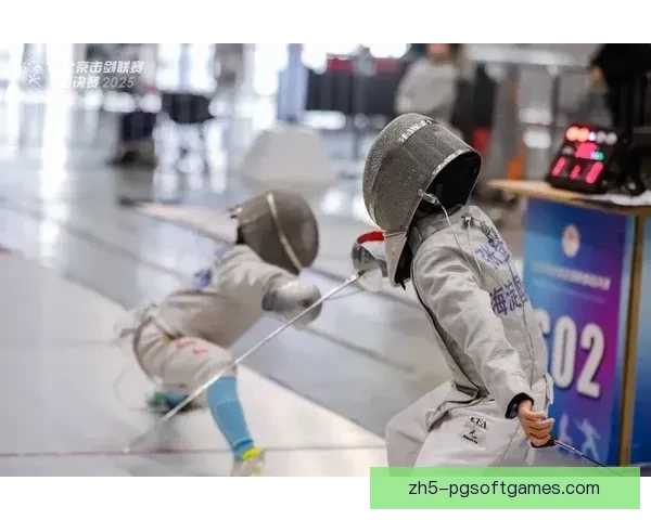 激烈角逐:揭秘击剑比赛中的战术战术和技术策略 激烈角逐:揭秘击剑比赛中的战术战术和技术策略