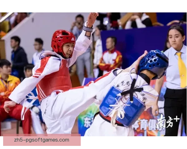 跆拳道大奖赛：巅峰对决，擂台风云